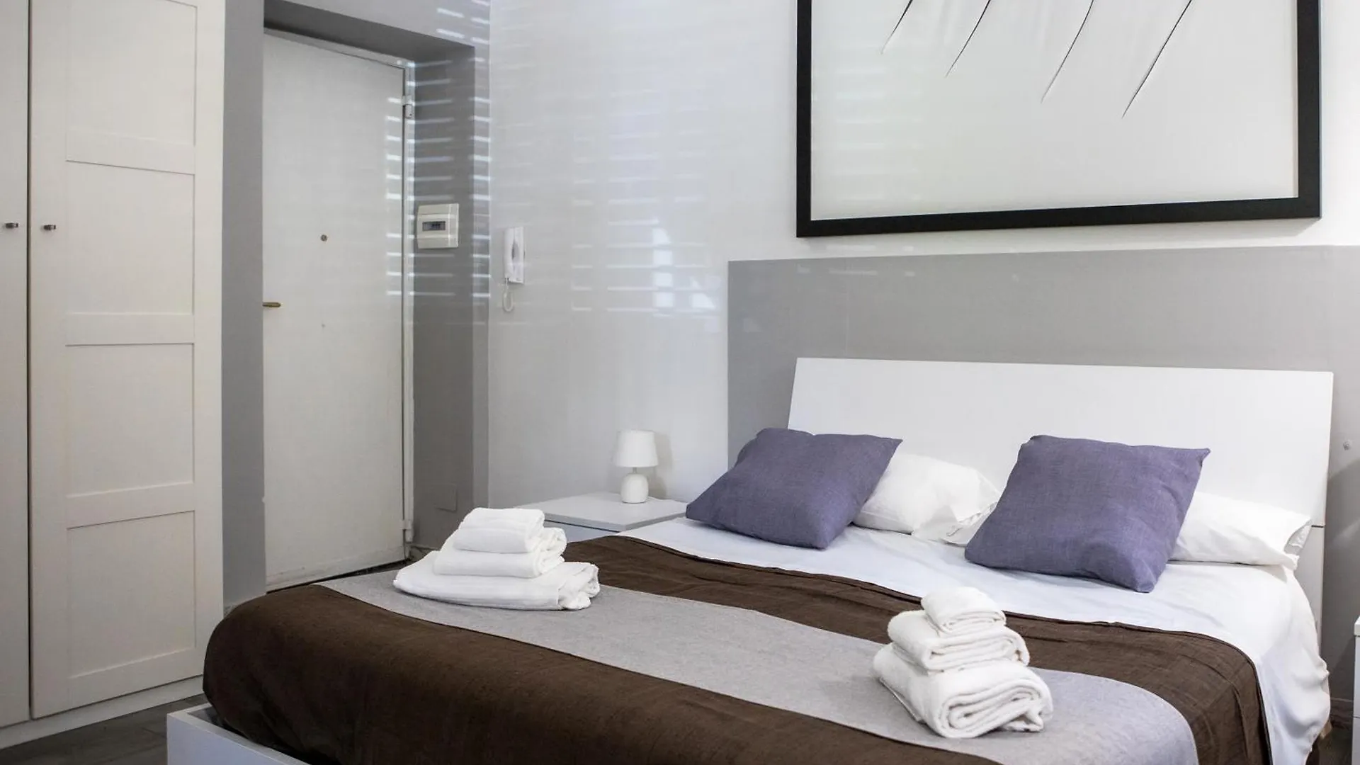 Fiume Apartment Palermo 0*,  Italien